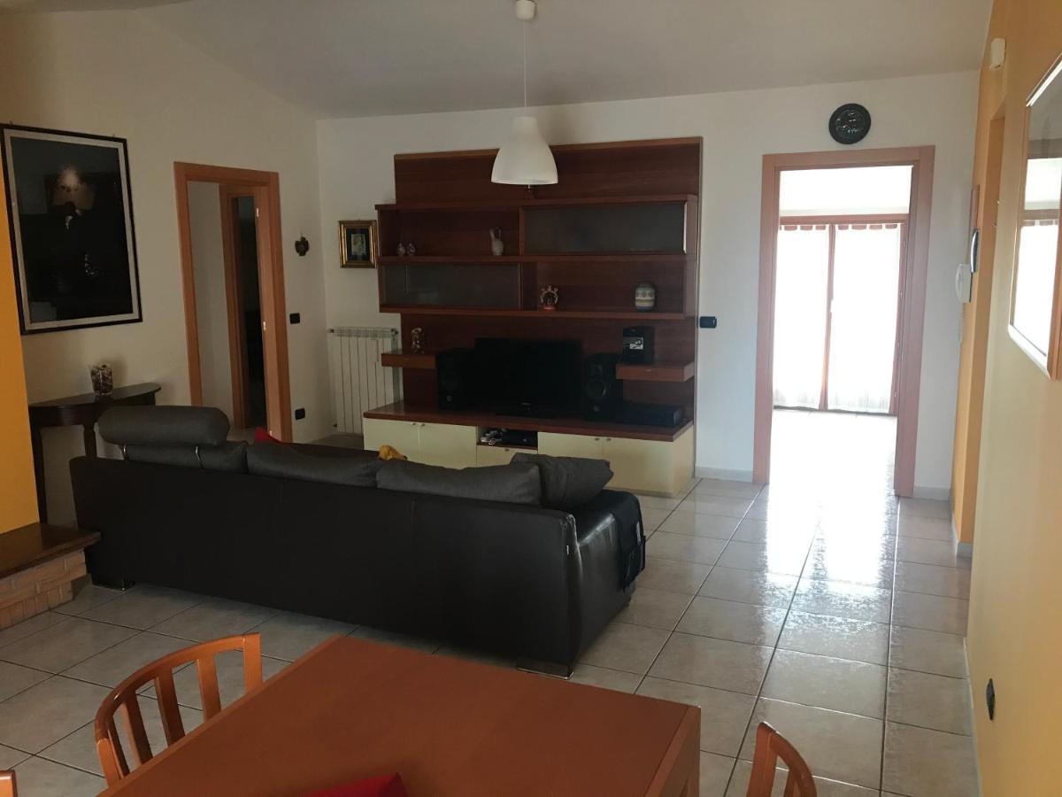Residenza D'Agnese Montesilvano Exterior foto
